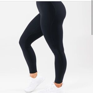 Alphalete Everyday Core Legging